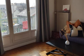 Appartement au calme proche RER